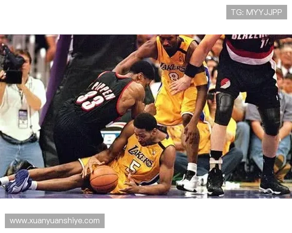 麦迪能否替代科比与鲨鱼联手夺冠霍里对此表示难以判断